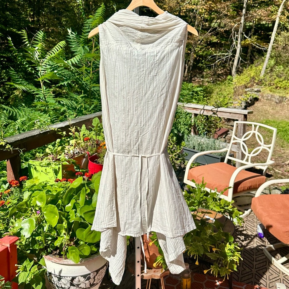 NWOT Eileen Fisher White Pinstripe Lightweight Wrap Coverup One Size Sample - Picture 8 of 9